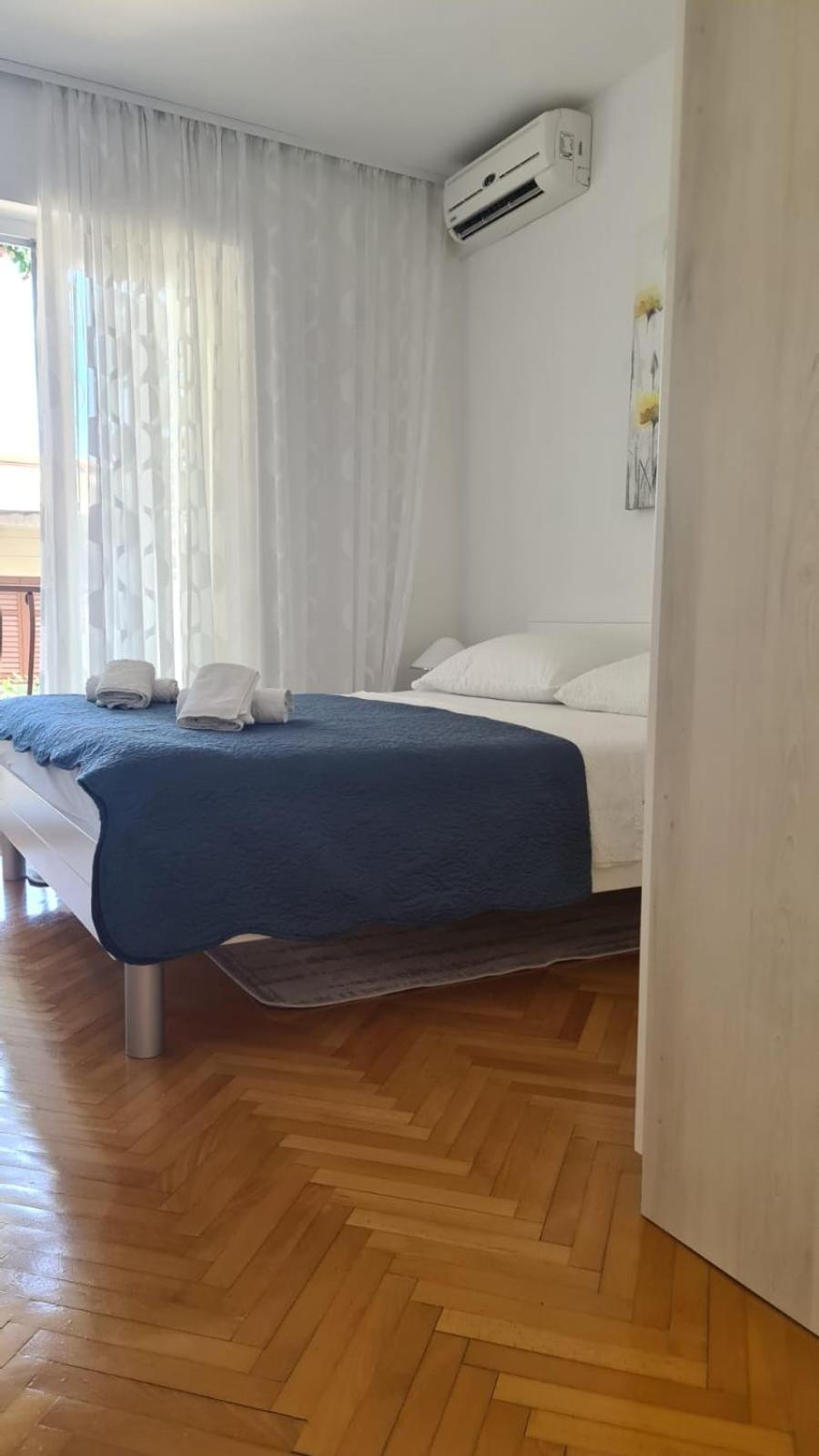Apartment Marivo *