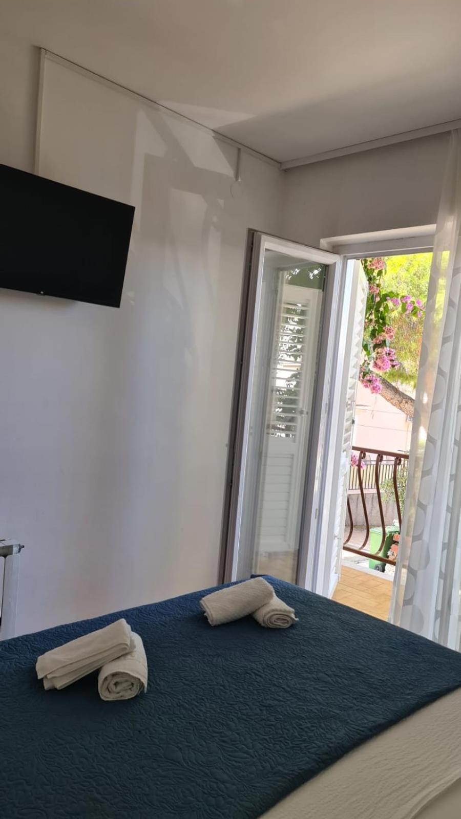 Apartment Marivo Baska Voda